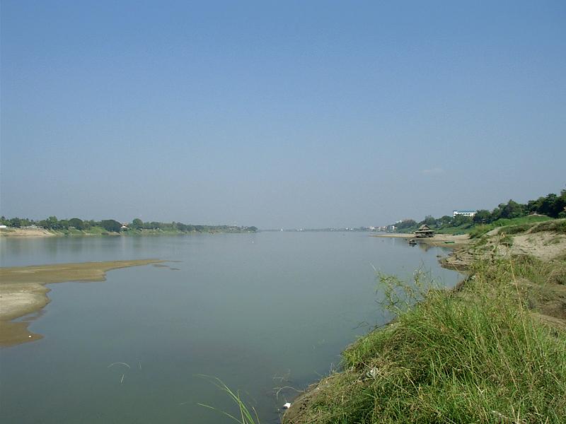 The mighty Maekhong river.